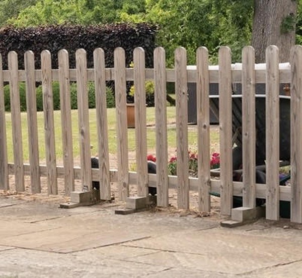 portable/temporary picket fencing