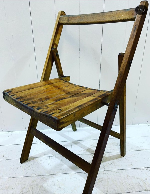 20x Vintage Wooden Chairs For Sale 20x Vintage Wooden Chairs For Sale