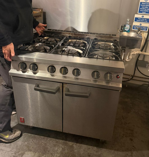 6 Burner Gas Range Cooker For Sale
