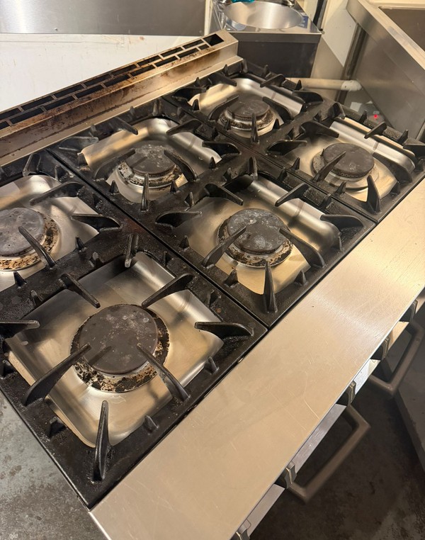 Falcon 6 Burner Gas Range Cooker