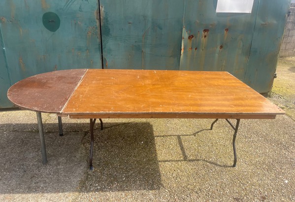 10x Modular Wooden Oval Head Tables