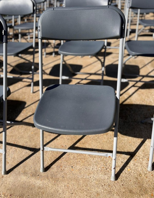 158x Plastic Folding Chairs For Sale
