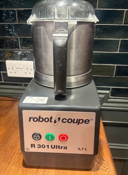 Robot Coupe R301 Ultra D Food Processor For Sale