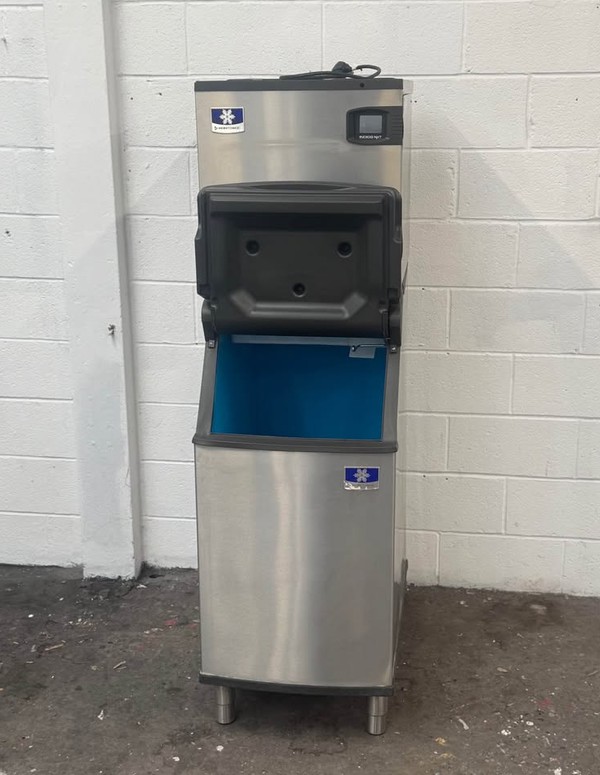 Manitowoc Ice Machine IYT0620A Manitowoc Ice Machine IYT0620A