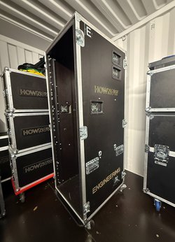 Secondhand Used 30U Foam Shockmount Case For Sale