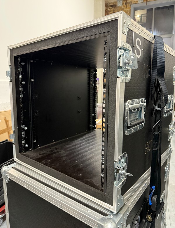 Used 3x 10U Foam Shockmount Case For Sale Used 3x 10U Foam Shockmount Case For Sale