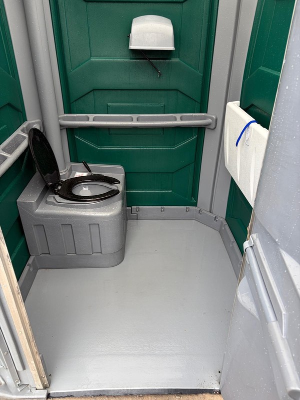 7x PolyJohn Disabled Toilets