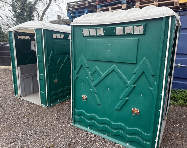 Secondhand Used 2x Walk-Through Urinal Pods For Sale