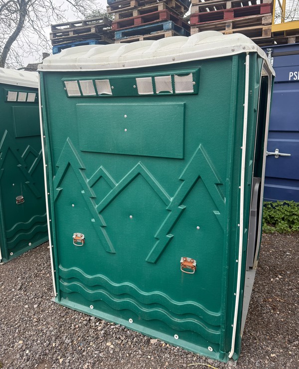 Used 2x Walk-Through Urinal Pods For Sale