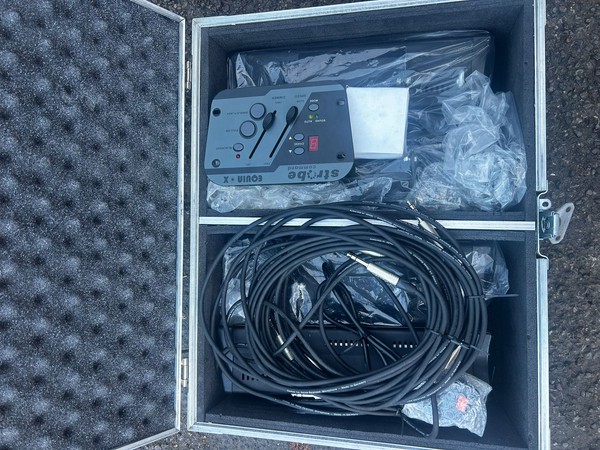 Strobe Equin X