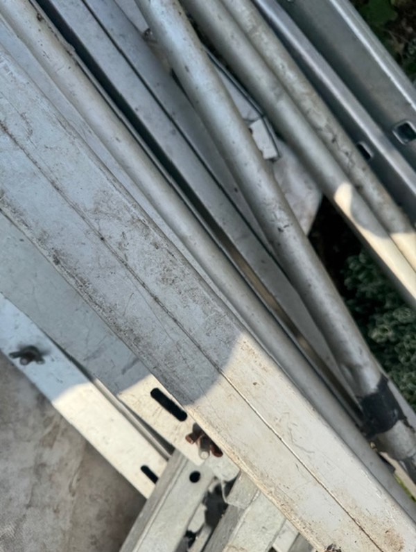 Used 2x Tectonic Marquees