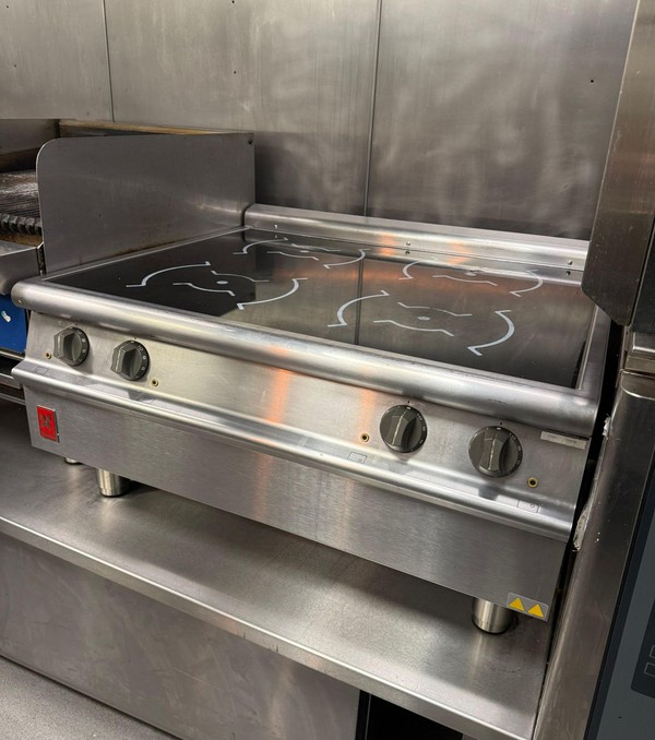 Falcon Dominator Induction Hob