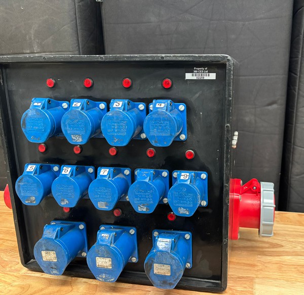 16am and 32amp @ 230v