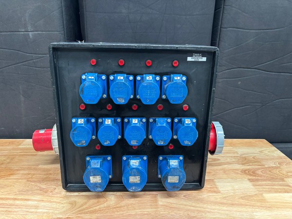 Black box distro 63 amp in  to 9x 16amp out