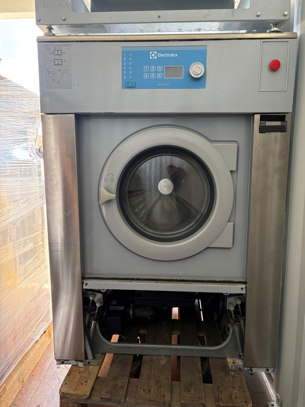 Electrolux W5240H Washer On Plinth For Sale Electrolux W5240H Washer On Plinth For Sale
