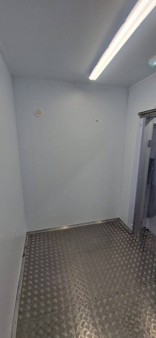 Dual Chiller and Freezer Cold Rooms - Lancaster, Lancashire 6