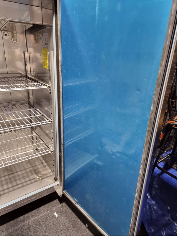 Second hand Polar U632, Single Fridge Second hand Polar U632, Single Fridge