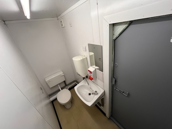 Secondhand Used 12ft x 9ft 2+1 Toilet Cabin