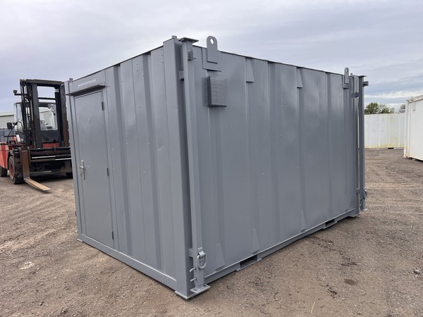 Used 13ft x 9ft 2+1 Toilet Cabin For Sale