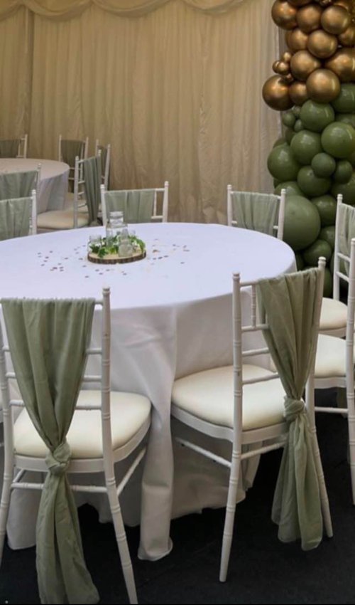 100x White Metal Chiavari Chairs For Sale