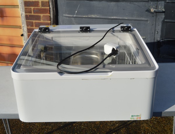 Secondhand Framec Mini Cream V3 Ice Cream Display Secondhand Framec Mini Cream V3 Ice Cream Display