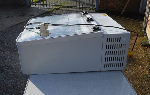 Used Framec Mini Cream V3 Ice Cream Display Used Framec Mini Cream V3 Ice Cream Display