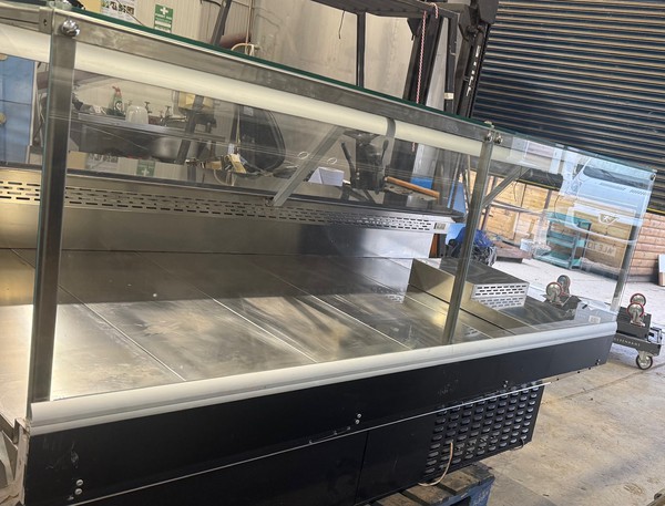 Secondhand Used Bolarus Counter Display Fridge For Sale