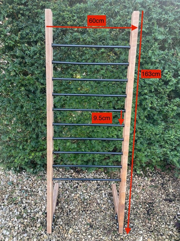 Secondhand Wrapping Paper Display Stand Secondhand Wrapping Paper Display Stand