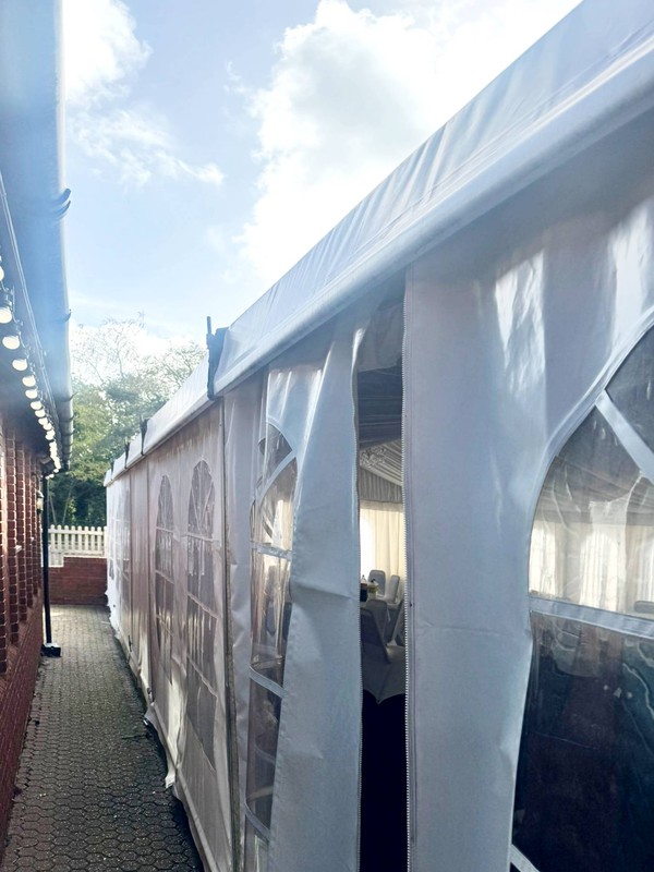 Framed marquee with bar tension roof Framed marquee with bar tension roof