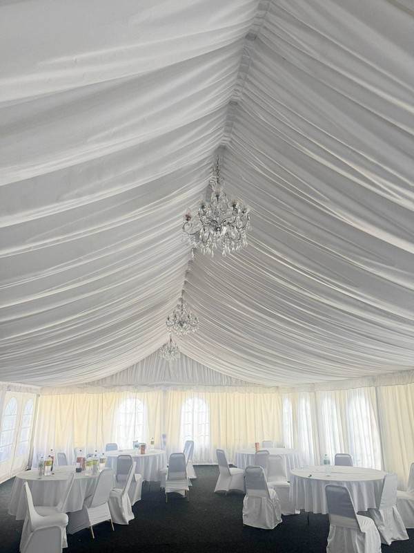 Marquee with lining 8m x 14m Marquee with lining 8m x 14m