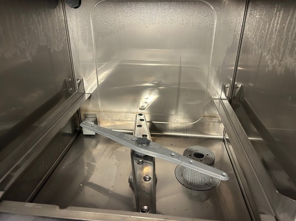 Used DC EG40 Glasswasher Used DC EG40 Glasswasher