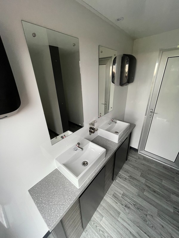 3+1 Luxury Toilet Trailer For Sale