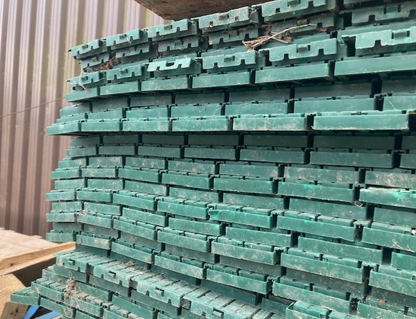 Used 150Sqm Portapath Plastic Floor