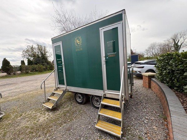 2+2 Toilet Trailer for sale
