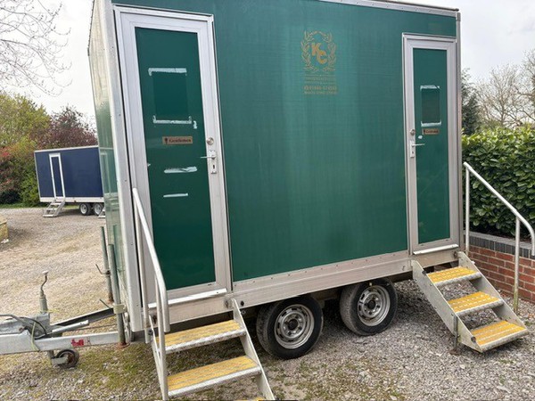 Green 2+2 Luxury Toilet Trailer