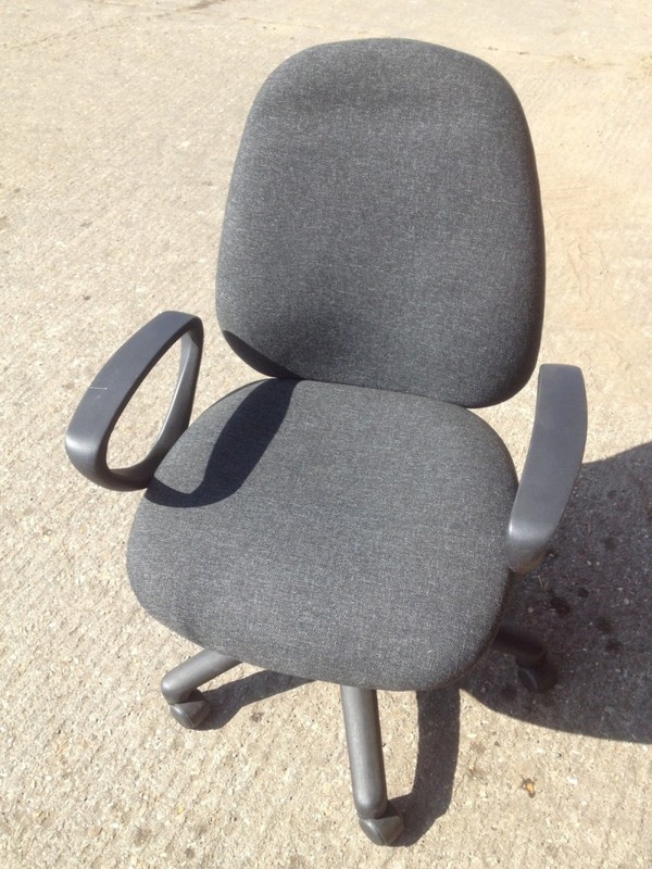 swivel chair with arms
