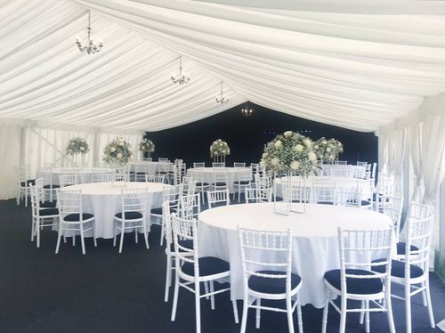6Ft round table in a marquee for a wedding