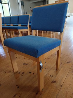 Linking church chairs for sale