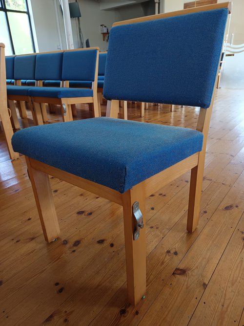 Linking church chairs for sale