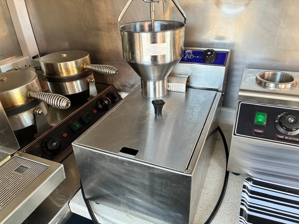 Dough nut machine for sale