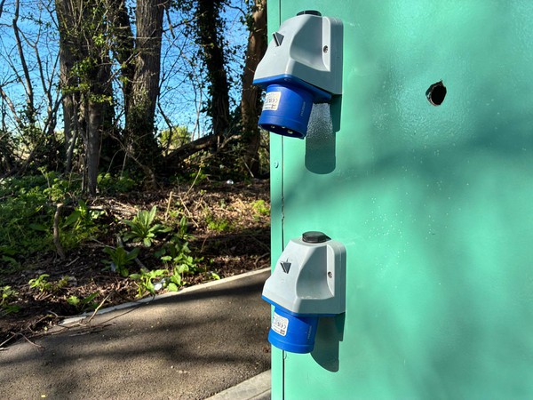 Electrical connection