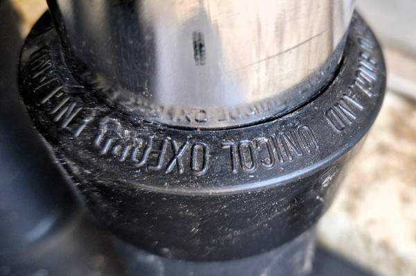 Unicol Bolt Down TV Stand