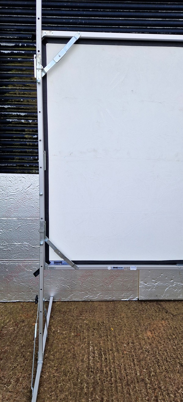 Secondhand Da-Lite 6ft x 4.5ft Projector Screen For Sale