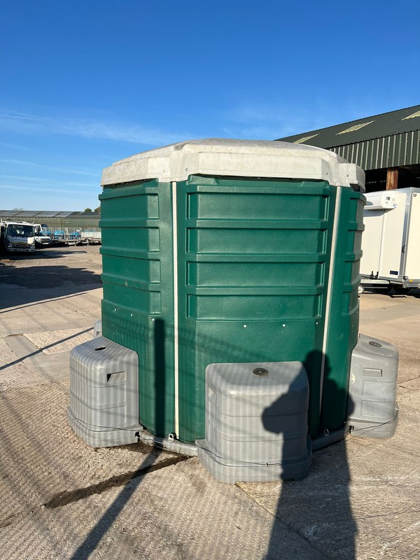 Portable urinal for sale