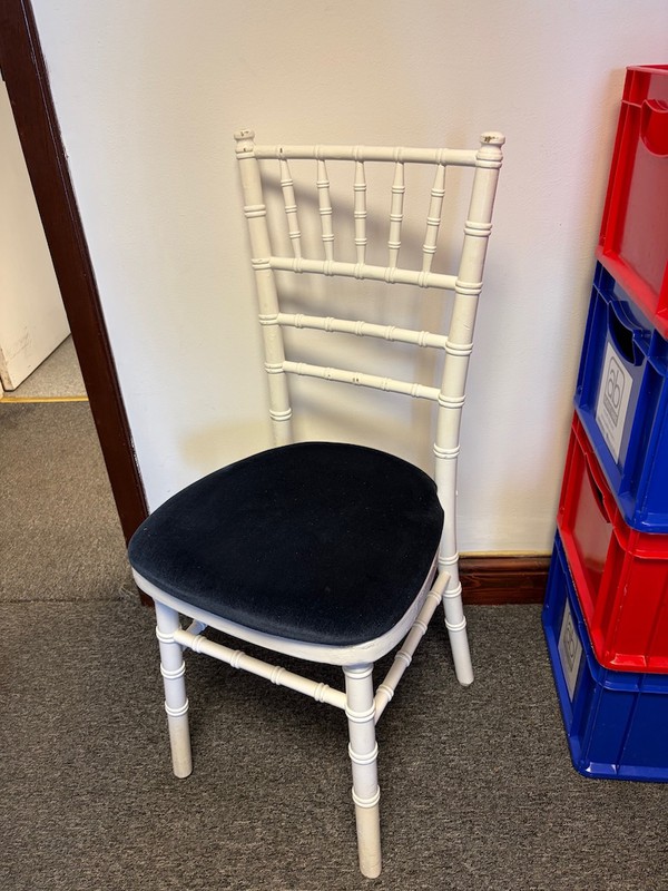 Used White Chiavari Chairs