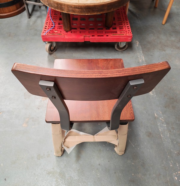 26x Metal Frame Oak Chairs