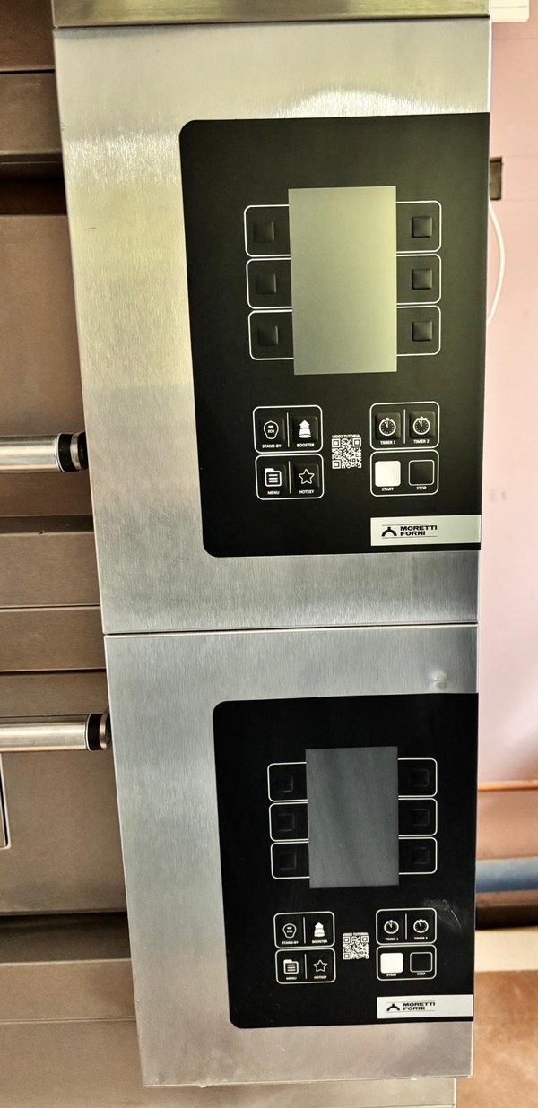 Moretti Forni Double Deck Pizza Oven