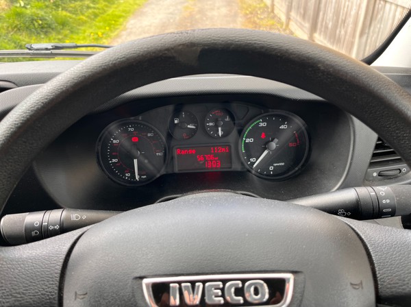Secondhand Used Iveco Daily 3.5t Van With Tail Lift