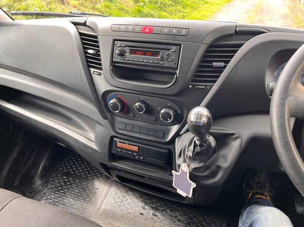 Used Iveco Daily 3.5t Van With Tail Lift