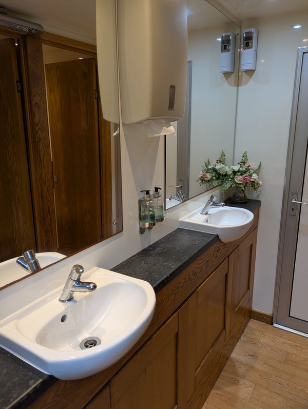 Pea Green 3+1 Toilet Trailer For Sale